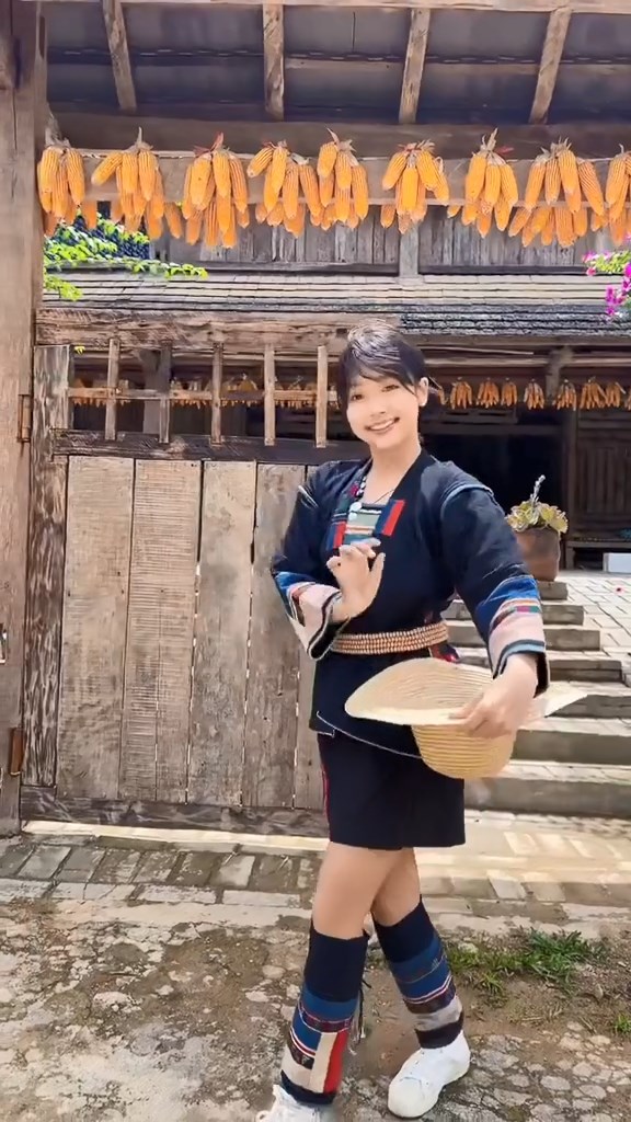 น้องมี่